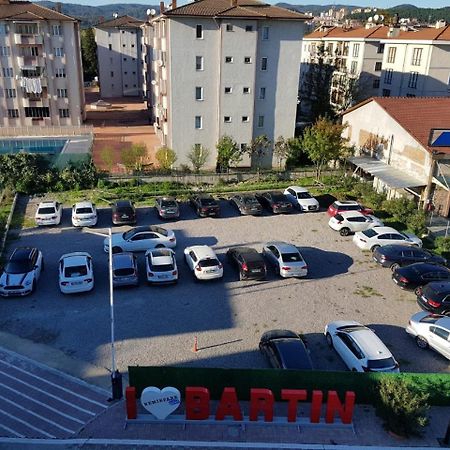 Kemikpark Otel Бартин Екстер'єр фото