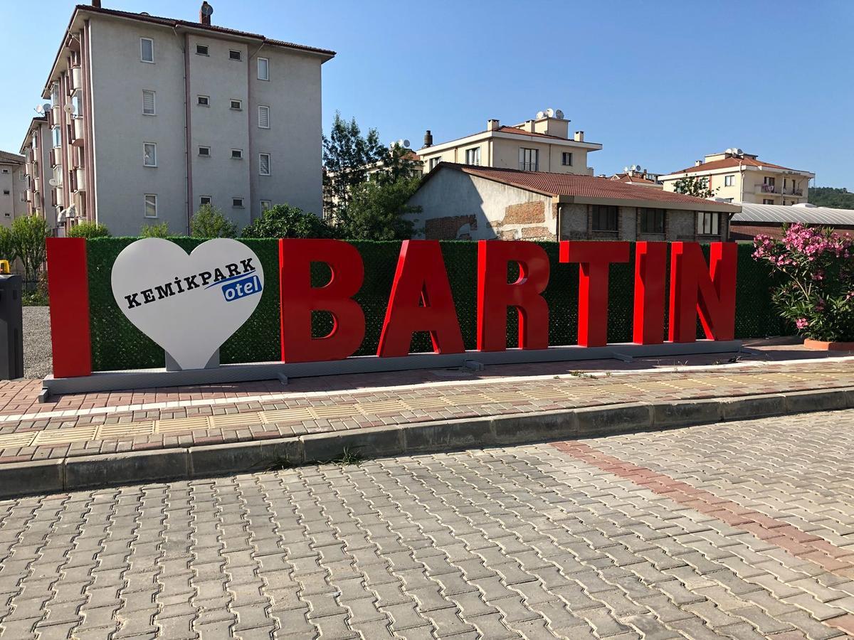Kemikpark Otel Бартин Екстер'єр фото
