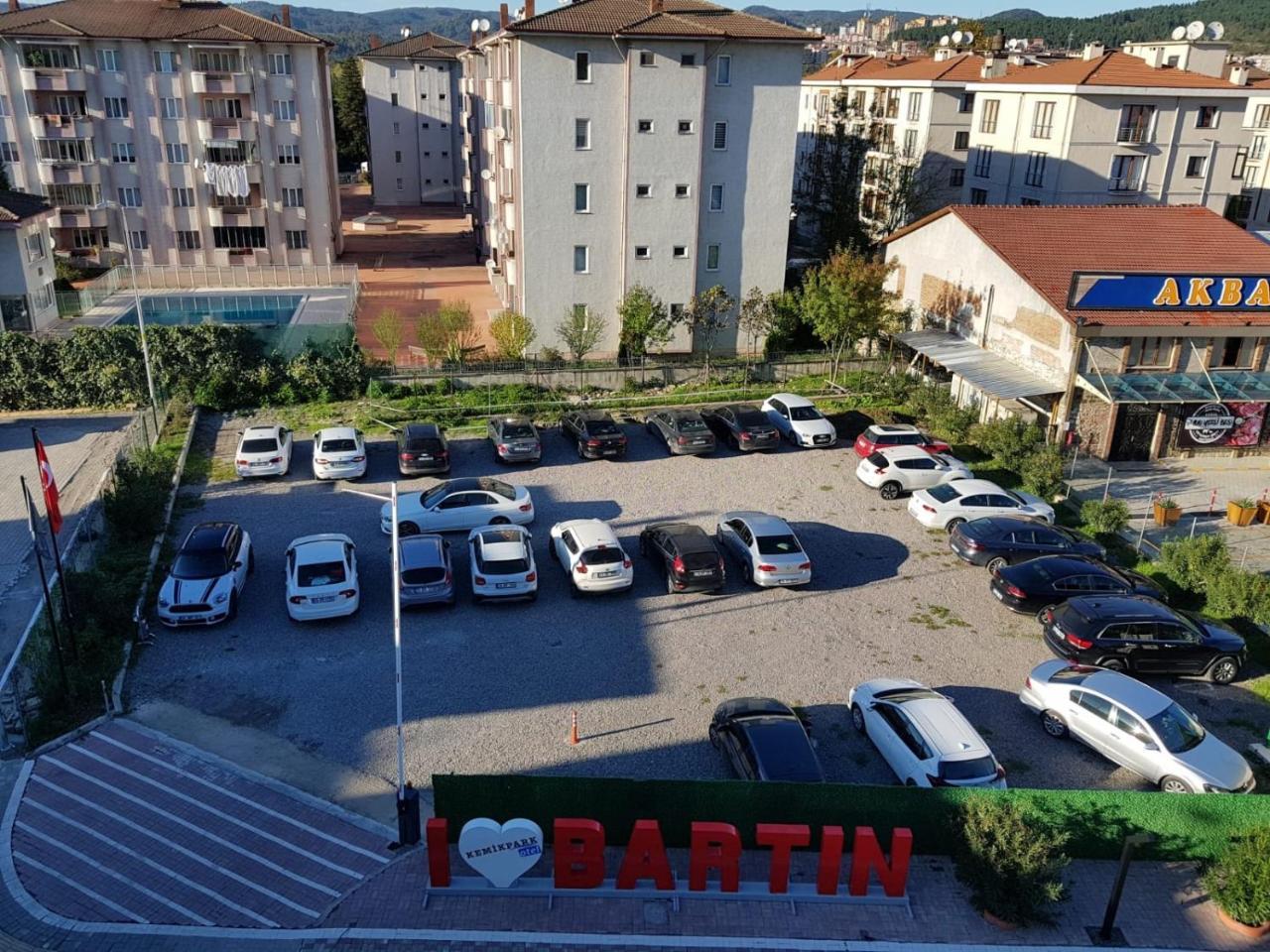 Kemikpark Otel Бартин Екстер'єр фото